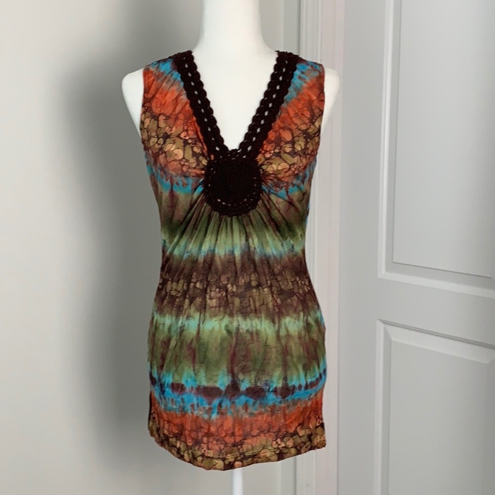 ChaCha Vente Boho Sleeveless Top